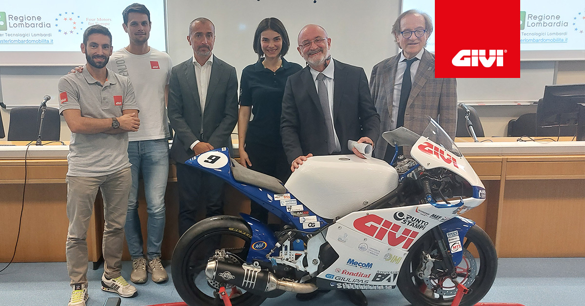 Equipo+GIVI+UNIBS+MotoStudent+2023